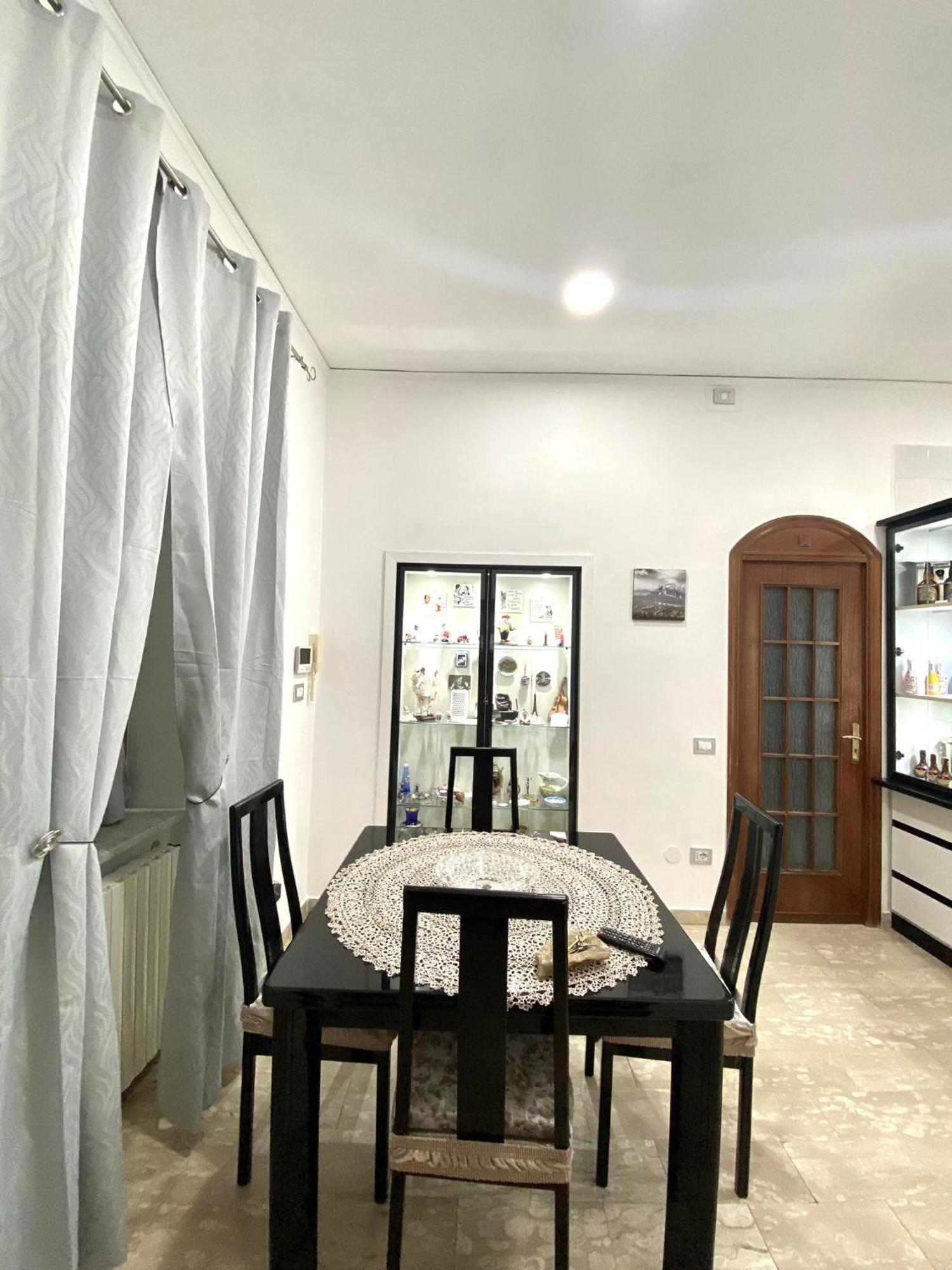 Castellano Apartment Napoli Bagian luar foto