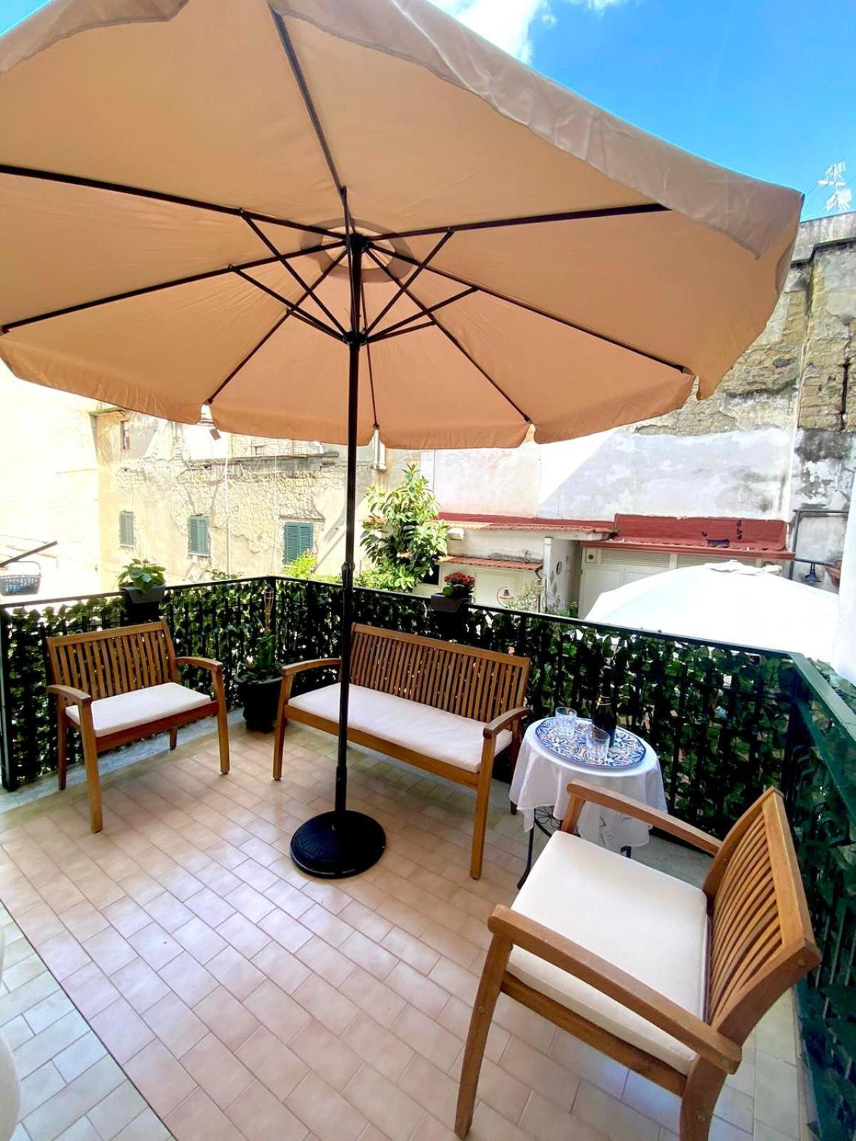 Castellano Apartment Napoli Bagian luar foto