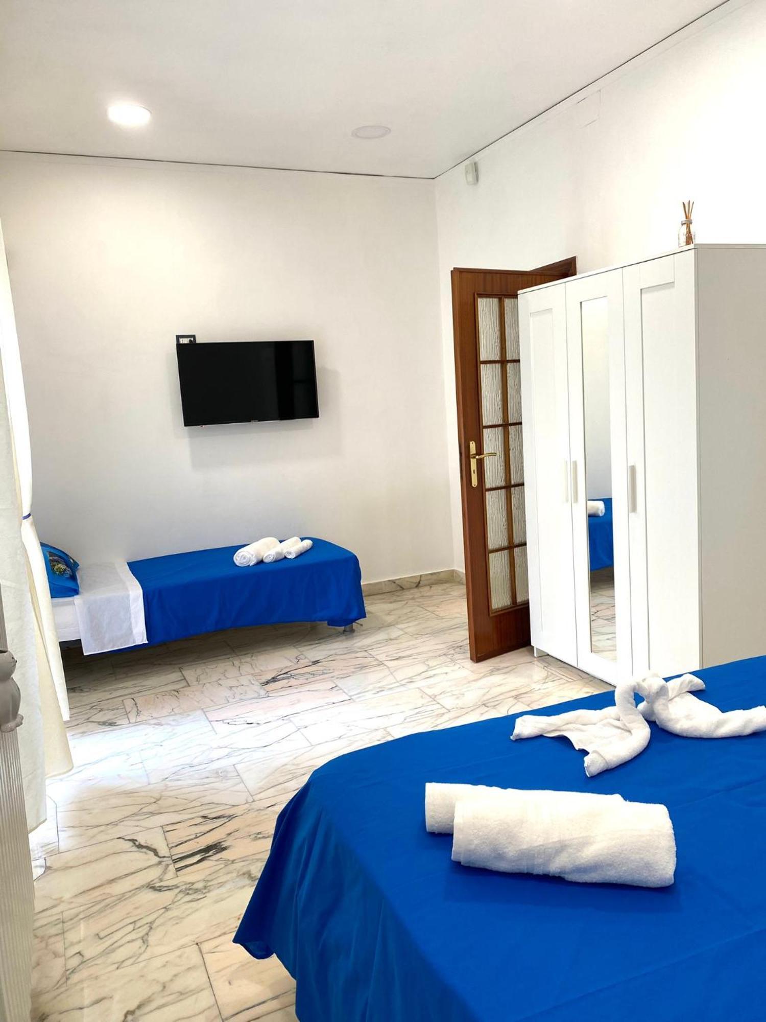 Castellano Apartment Napoli Bagian luar foto